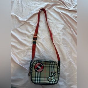 Burberry kids purse